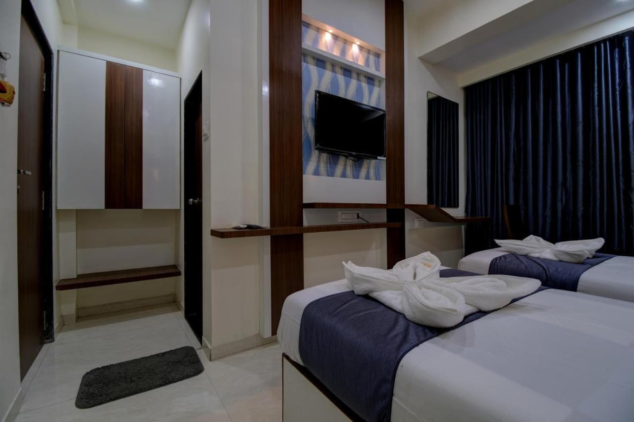 Hotel Mourya Residency Navi Mumbai Exterior photo