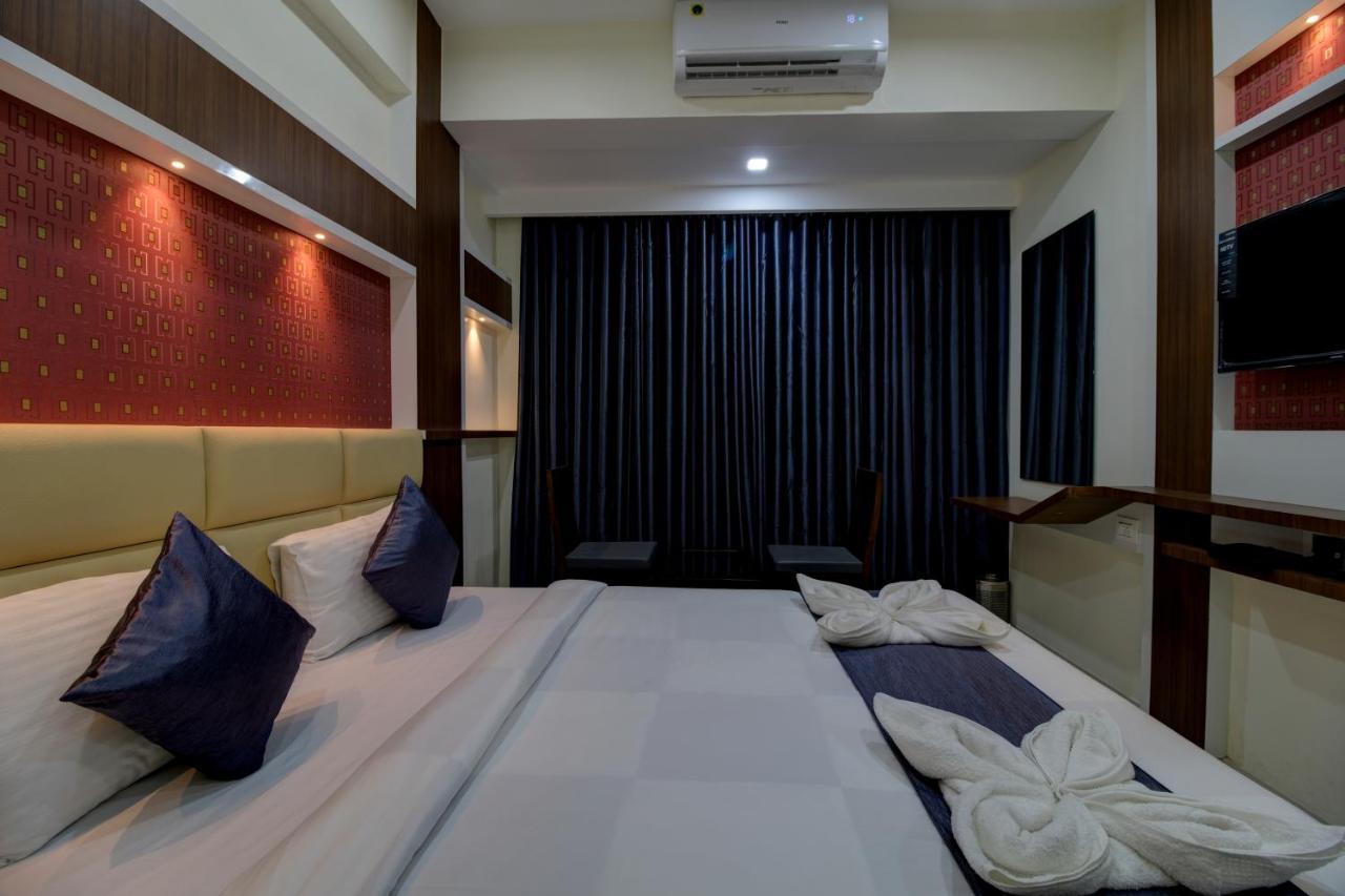 Hotel Mourya Residency Navi Mumbai Exterior photo