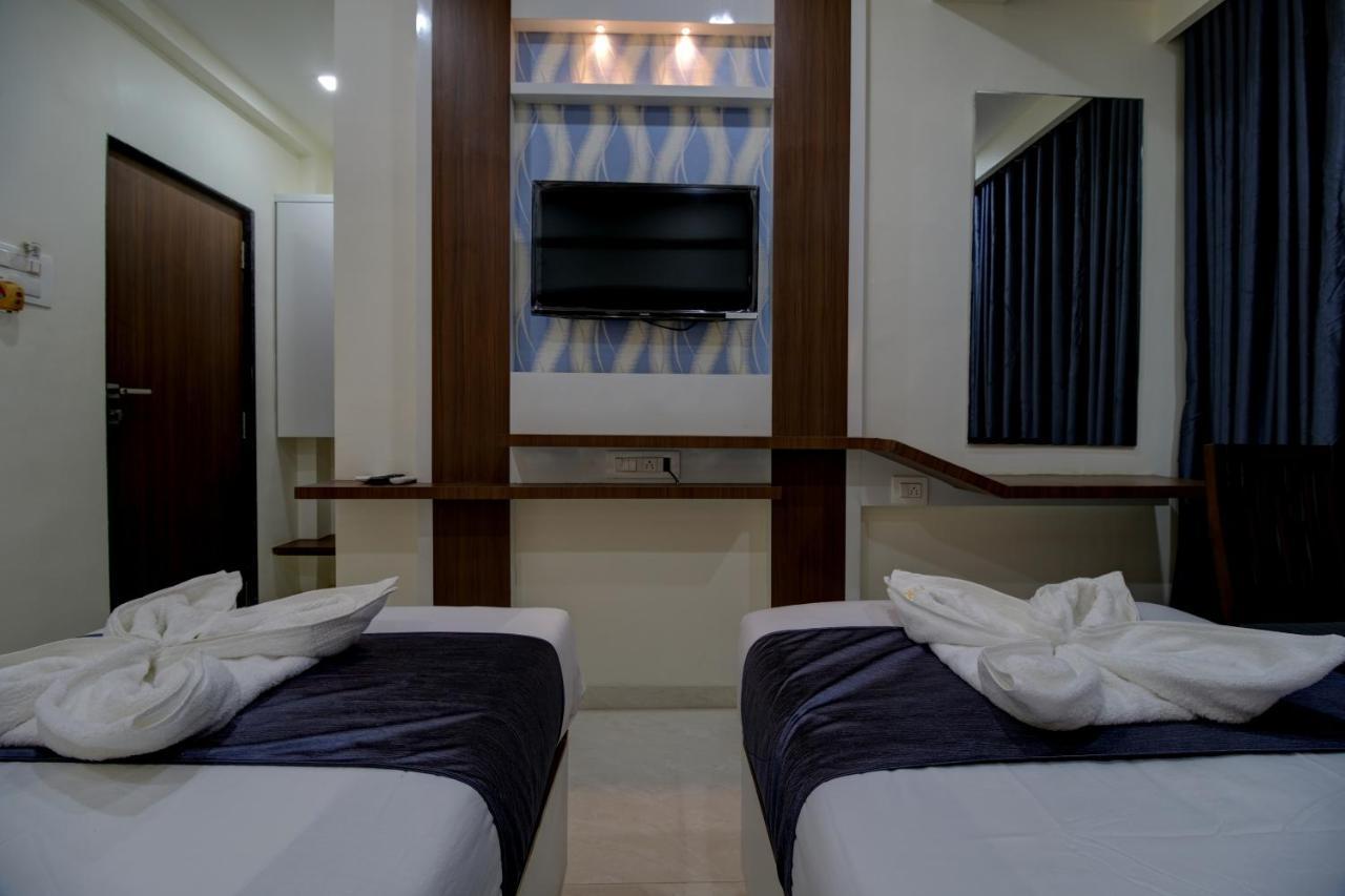 Hotel Mourya Residency Navi Mumbai Exterior photo